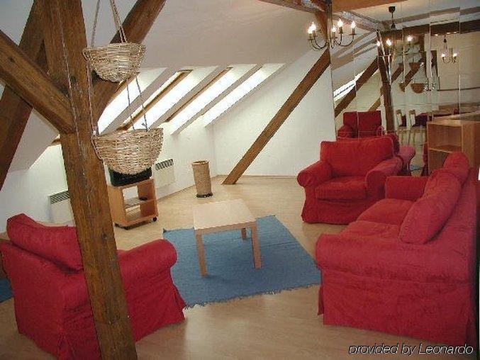 Leo Apartments Old Town Praag Interieur foto