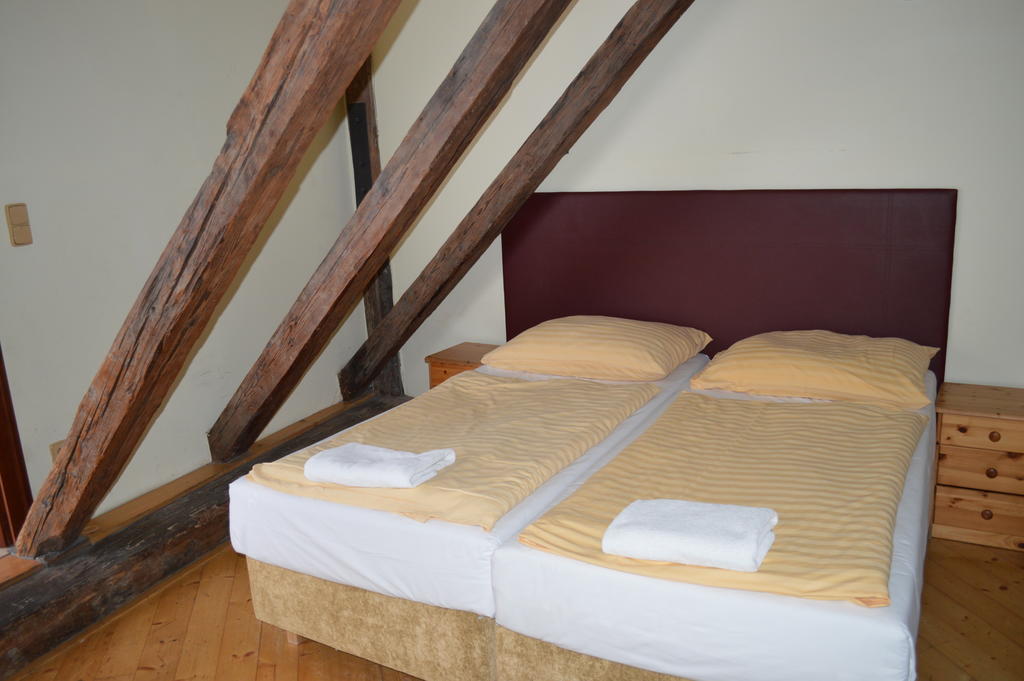 Leo Apartments Old Town Praag Buitenkant foto